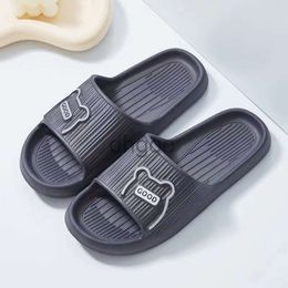 Pantoufles d'été en caoutchouc pour hommes et femmes, pantoufles confortables, produits sans marque K7