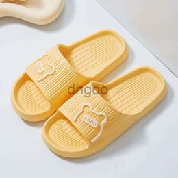 Pantoufles d'été en caoutchouc pour hommes et femmes, pantoufles confortables, produits sans marque K2