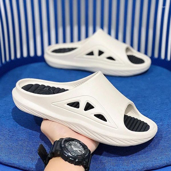 Slippers for Summer Outdoor Wear Sports Beach Shoes Couples Home Anti Slip Flip Flips Sandales pour hommes décontractés