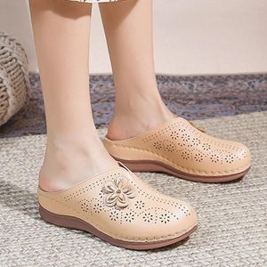 Slippers for Women Advidance 2024 Hollow Out Soft Souded Women's Chaussures Sandales enveloppées d'été Sandalias fémininas