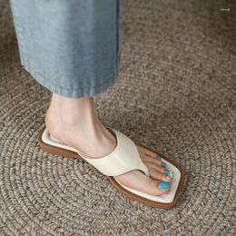 Zapatillas francesas High Sense Square Head Clip Toe Flat para mujeres que usan chanclas de fondo suave en verano Q-K25