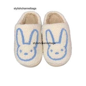 Pantoufles drôle lapin lapin nouvelle maison femmes pantoufle pas cher vente chaude en hiver/automne 022123H