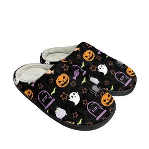 Slippers Halloween Decoration mignon Ghost Pumpkin Bat Match printemps automne coton pantoufle extérieur chaussures à plat molles Brand les pantoufles 230817