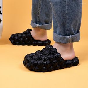 Zapatillas de alta calidad con diseño de bola de burbujas para niña, colgante de diamantes de imitación, sandalias planas creativas para mujer, zapatos de playa para adultos