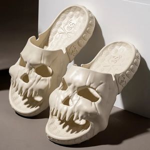 Slippers in Fashion Skull Design Slippers Women Street Y2k Eva Soft Oreads Slides Beach Sandals Garden Shoes Home Summer femme 230418