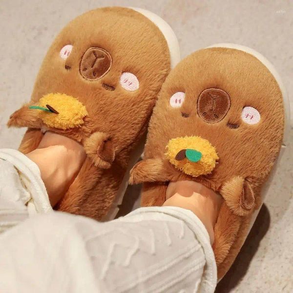 Zapatillas Kawaii Capybara Tamaño grande 44 Mujeres Animal Peluche Resbalón en el hogar interior Zapatos de invierno cálidos para niñas Regalo