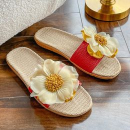 Slippers Mesdames Summer Cool Linen Soles confortables Sandales transparentes extérieures et respirantes pour femmes avec des talons