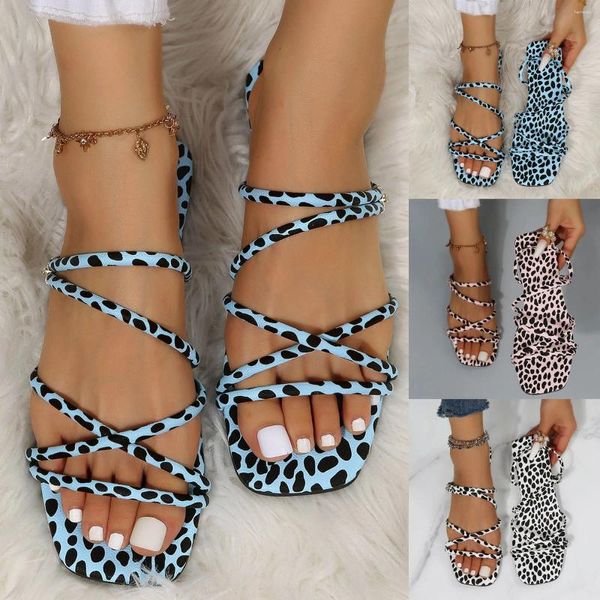 Slippers Leisure Roman Style Women's Leopard Imprime d'été Two Ways Non Slip on Flat Beach Open Toe Sandals Breatch Sandals