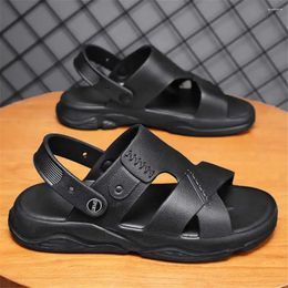 Slippers Low Strappy For Man Shoes Modellen 2024 Zomer Sandaal Sandal Sneakers Sport Luxe handgemaakte teniz Skor