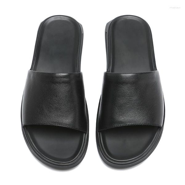 Zapatillas de lujo 2023 verano estilo británico diario al aire libre zapatilla de cuero genuino para hombres clásico negro hombre casual zapatos sin cordones