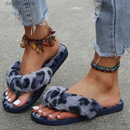 Slippers Mao Tuo Womens 2023 Été Nouveau Harengbone portant un motif léopard en daim grande taille 43 chaussures H240412