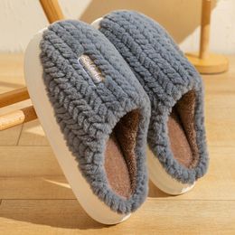 Slippers Men's épais semelle épaisse coton non glissée chaude femme intérieure chaussures de maison d'hiver confortable chambre polaire confortable
