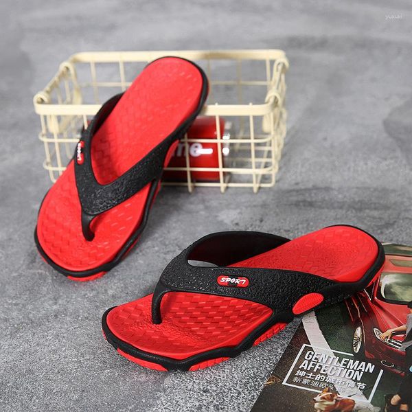 Pantoufles pour hommes d'été antidérapantes tongs sandales personnalité coréenne plage hommes toboggan hommes chaussures