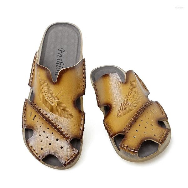 Slippers Men Chaussures de haute qualité Sandales en cuir authentiques Slip-on Place Male Male Resistant Soft Plus taille 46