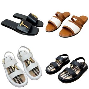 Slippers Metal Letter Designer Chaussures de concepteur de femmes Sandales de la plate-forme de lettre de luxe pour femmes chaussures de plage en cuir authentique