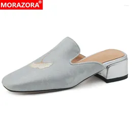 Slippers Morazora 2024 Split Leather Femmes Square Mid Heels Mules Mules Ladies Office Babin Dress Shoes Fashion Footwear