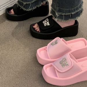 Slippels Nieuwe zomerstaartjes Dames slippers mode Open teen Hoog platform Wedges Heel Slides Schoenen vrouwelijk Casual Beach Sandalias G230512