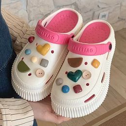 Pantoufles nouvelles femmes vacances soins hôpital bricolage accessoires travail sandales été anti-dérapant semelle souple chaussures IC 2024 H2403253
