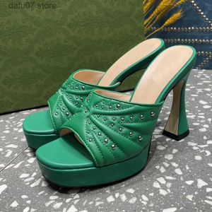 Slippels Nieuwheid Groen Soft Leather Designer Sandalen Platform Heel schoenen Fashion Decoratie Sandaal 35-42 11 cm Hooghakken Dames Slipper H240308
