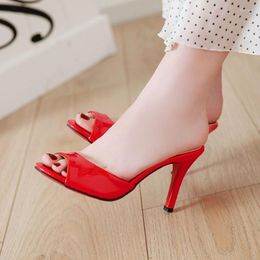 Pantoufles Ochanmeb brevet PU cuir femmes été extérieur plage sandales chaussures dames blanc rouge nu talons hauts tongs tongs