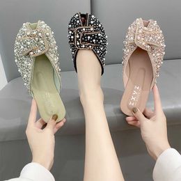 Slippers para als mulheres 2023 Loafers glitter dia's chinelos de senhoras peep teen sapatos planos femininos pantofle moda gelia novo luxo j230417