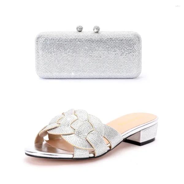 Zapatillas fiesta zapatos de boda bolso de mujer conjunto decoración de cristal de diamantes de imitación diseño italiano venta al por mayor de talla grande moda de verano