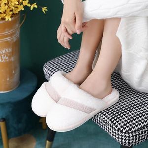 Pantoufles patchwork en peluche maison coton chaussures chaudes femme intérieure étage non glips pour la chambre de chambre femme