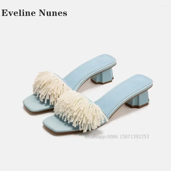 Slippers Pearl String perle Fringe glissades carrées Toe Strange Style Slip on Solid Women Sandals Concis Vacation Chaussures Elegant 2024 Été