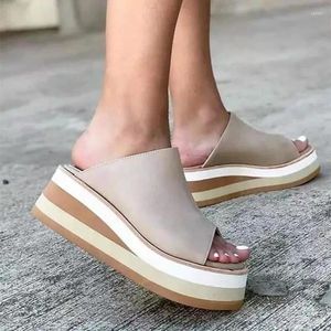 Slippers Platform Sandals Sandals de cuero para mujeres 2024 Summer For Women Light Open Toe Plus Size Shoes Pantuflas de Mujer