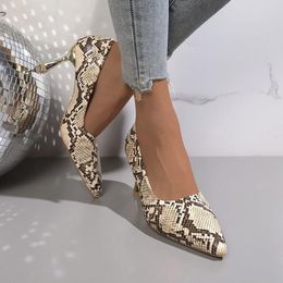 Pantoufles Bout pointu dames pantoufles 2022 printemps et automne nouvelles mules à talons hauts chaussures strass boucle carrée mode robe sandales L230215