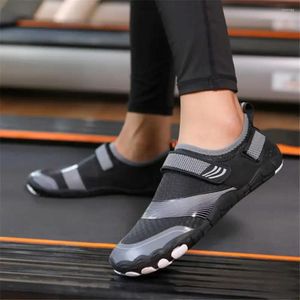 Pantoufles à semelle en caoutchouc pour hommes, chaussures tendance de printemps 2024, baskets, sandales de Sport Teniz Racing, dernier petit prix