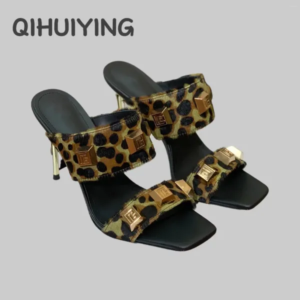 Slippers Sexy Leopard Feme Horse Hair Stiletto dames Metal Decora glisse Morden High Talons à la main Sapato Feminino