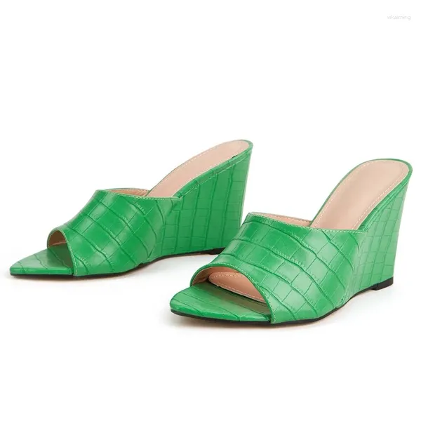 Pantoufles Taille 36-43 Designer Vert Crocodile Coins Talons Hauts Mules D'été Bout Pointu Femmes Sandales Diapositives Chaussures