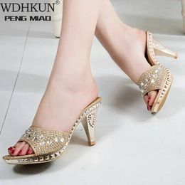 Pantoufles Pantoufles WDHKUN Spike talons femmes pompes Sexy haute cristal chaussures de fête or bout ouvert dames H240327