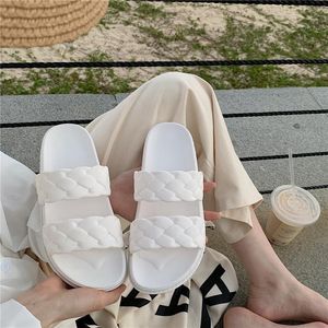 Pantoufles SPCITY Style coréen chaussures d'été pour femmes couleur Pure sandales simples plage vacances Massage mode vêtements extérieurs
