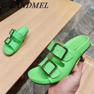 Slippers zomer de dames lederen kitten hiel sandalen riem gesp geworden schouderband gewikkelde jelly kleur zoete casual hakken zapatillas mujer