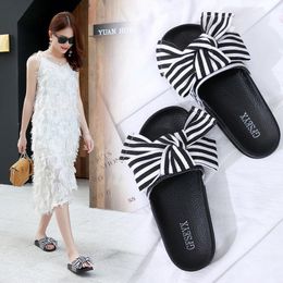 Slippers Summer Fashion Femmes Slides Stiped Bow Platform Chaussures Chaussures de plus grande taille pour femmes Chaussures Femme 72C39