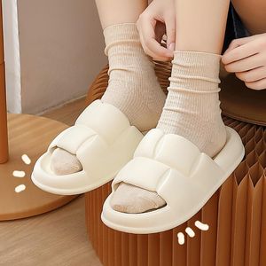 Slippers Zomer Mode Dames Casual Slipper Unisex One Size Light Soft Cozy EVA Mens House Floor Slide Shoes EU 36-45 SandalsSlippers