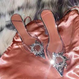 Slippers zomer dames puntige zonnebloem buckle rhinestone platte sandalen kristal schoenen met hoge hakken baotou transparante stiletto-hakken