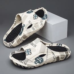 Zapatillas Verano Látex EVA Ropa al aire libre Chanclas de fondo grueso Negocios Cool Graffiti Personalidad Tendencia Estudiante Playa Zapatillas para hombres 230908