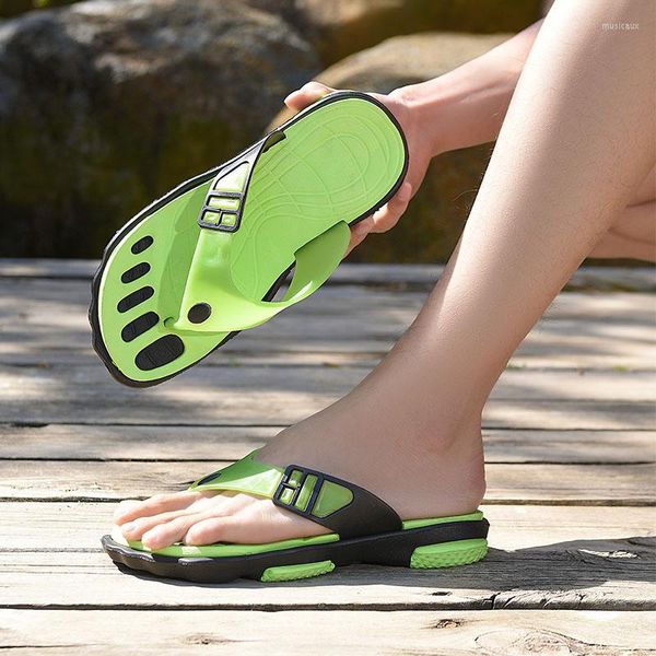 Pantoufles été hommes tongs confortables en plein air chaussures de marche eau plage sandales décontracté diapositives piscine