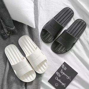 Slippers zomer mannen vrouwen indoor eva cool soft bodem sandalen trend luxe dia's ontwerper licht strandschoenen thuis slippers i4eb#