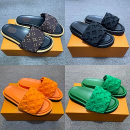 Pantoufles Summer Top 10A Qualité Designer Sunny Beach Sandal Oreiller Piscine Diapositives Vintage Chaussure Hommes Femmes Mode Chaussures Plates Souples Couples Cadeau avec Boîte Mule 35-46 78939 s