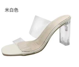 Zapatillas de verano transparentes tacones altos para mujer Sandalias de tacón cuadrado bomba boda gelatina Buty Damskie zapatos deslizantes H240328RVHO