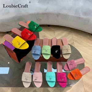 Slippers Zomer Lopen Platte Sandalen Kid Suede Dames Slipper Echt Leer Hakken Schoenen Casual Muiltjes Metalen Slot Kwasten Slippers Zwart Kaki 230325