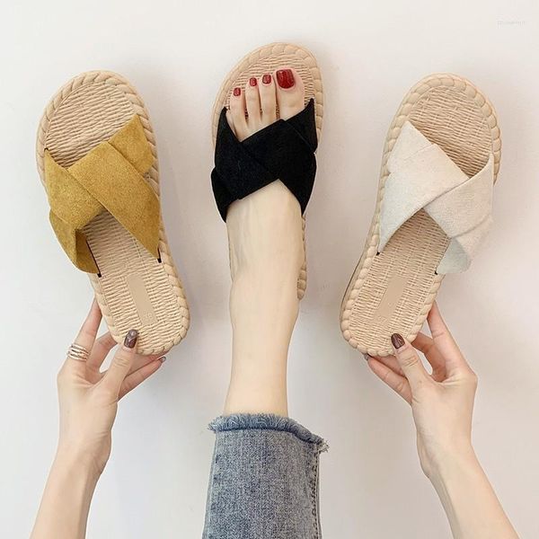 Pantoufles Summer Wear 2022 Plage à fond plat Paresseux Femmes enceintes Chaussures Sandales en ligne et pour