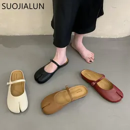 Pantoufles suojialun 2024 automne femmes pantouflent fashion divisé talon plat slip décontracté sur les chaussures de mules douces profondes dames sandales extérieures sl