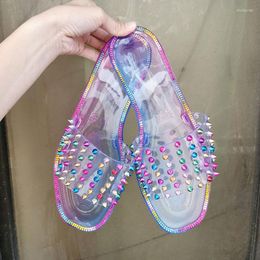 Slippels Transparante PVC Crystal Woman 2023 Zomer Outside Women Fashion Slides Color Flat Bottom Travel Beach schoenen Maat 37-41