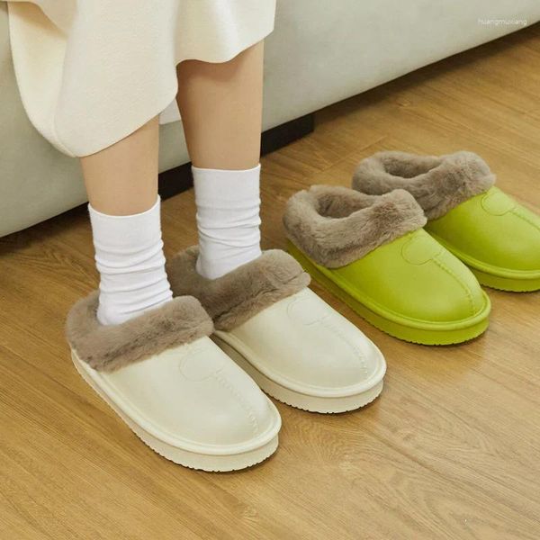 Zapatillas Utune de invierno de cuero impermeable a impermeabilización tibia calada de suela suave zapatillas de casa para mujeres para hombres afuera de toboganes peludos de interior