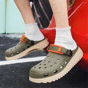 Slippers Ventilatie slip-resistent voor volwassenen comfortabele man flip flops schoenen stijlvolle sandalen 2024 sneakers sport tensi